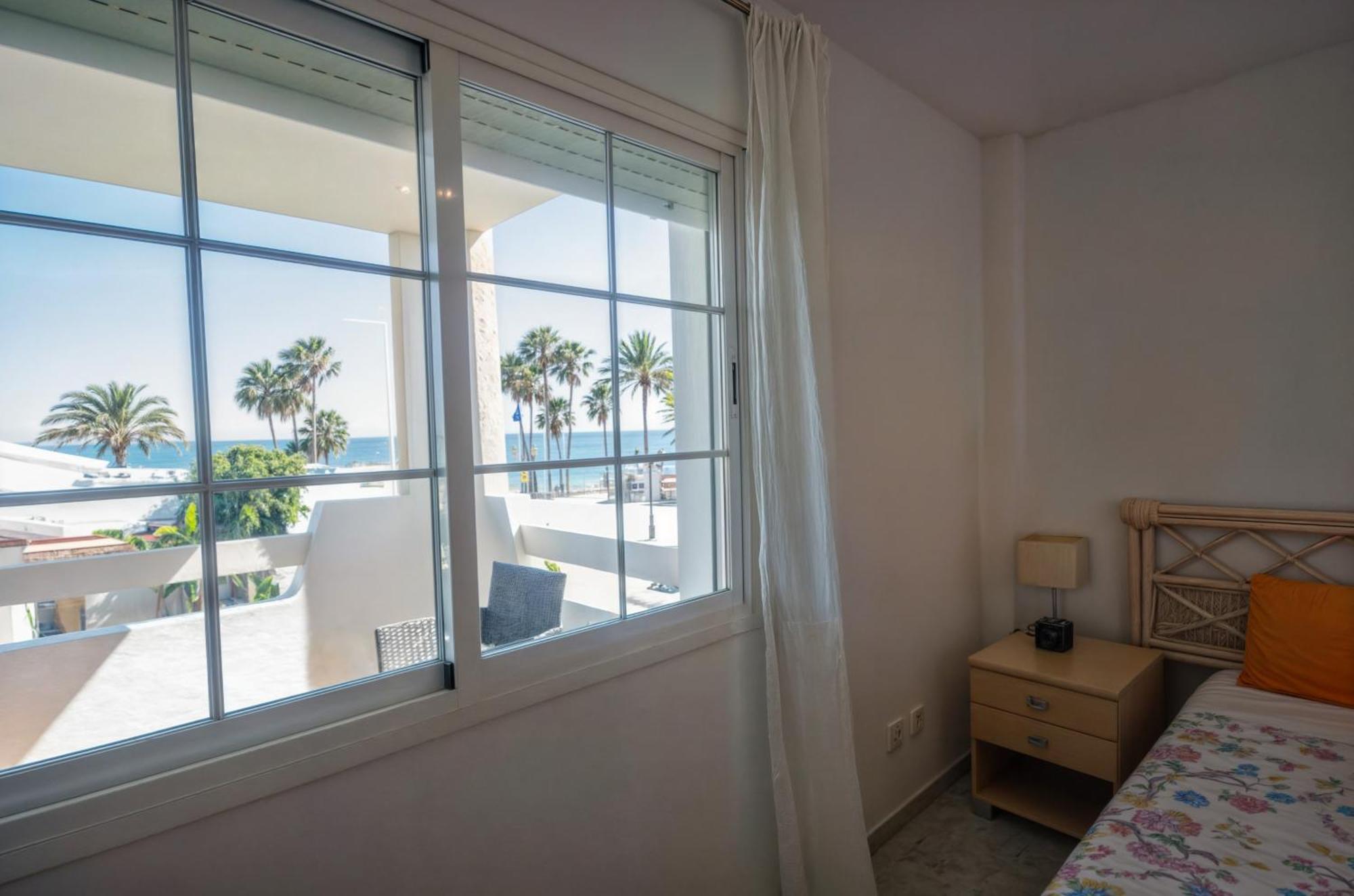 Apartamento Pilar Marbella Exterior foto