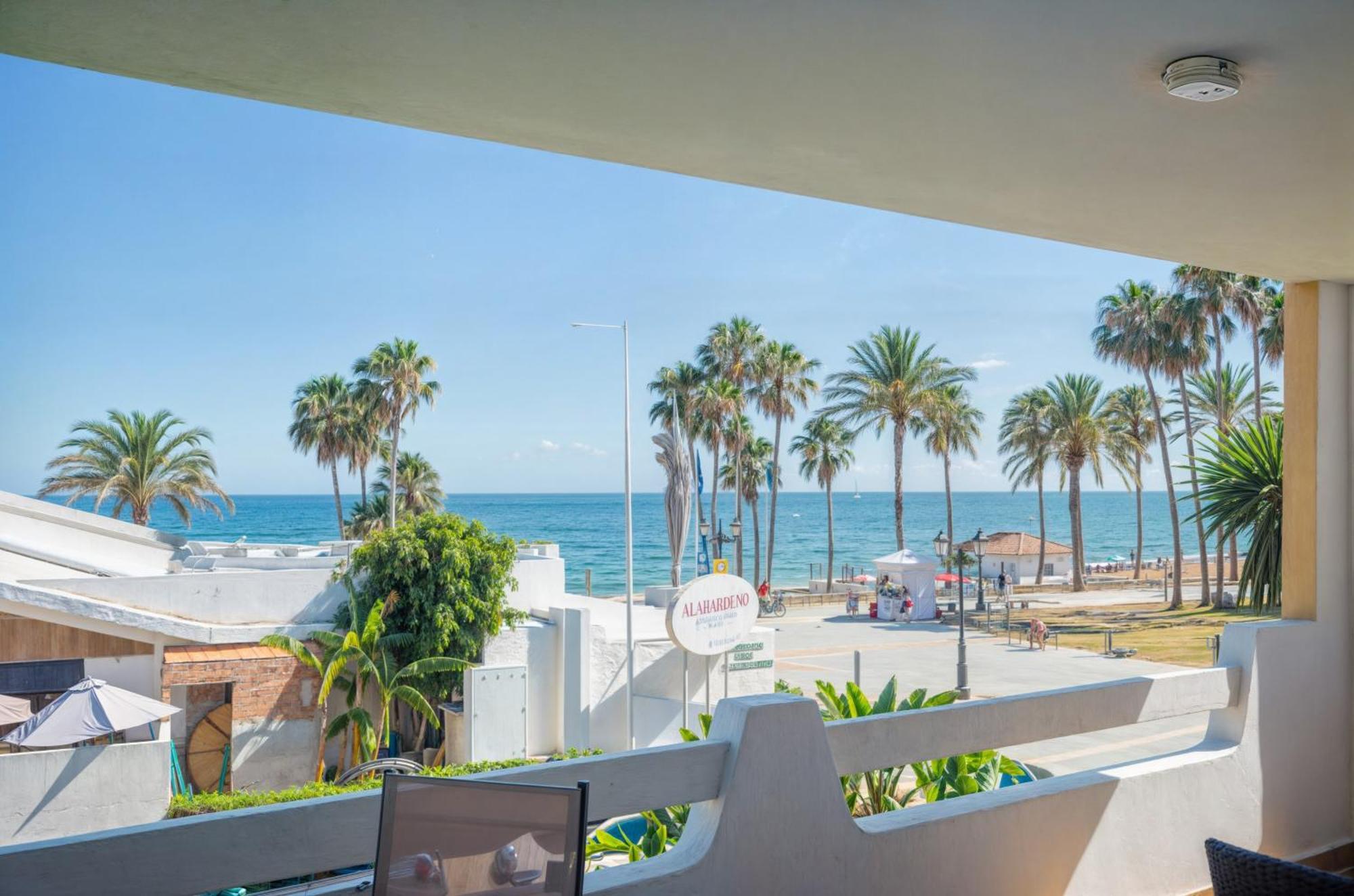 Apartamento Pilar Marbella Exterior foto
